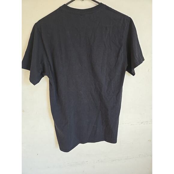 Petaluma Pride Men's Pride Rainbow T-shirt LGBT Chicken Logo Print With Flag - Picture 7 of 10